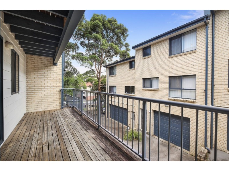 2/171-173 Gertrude Street, Gosford NSW 2250