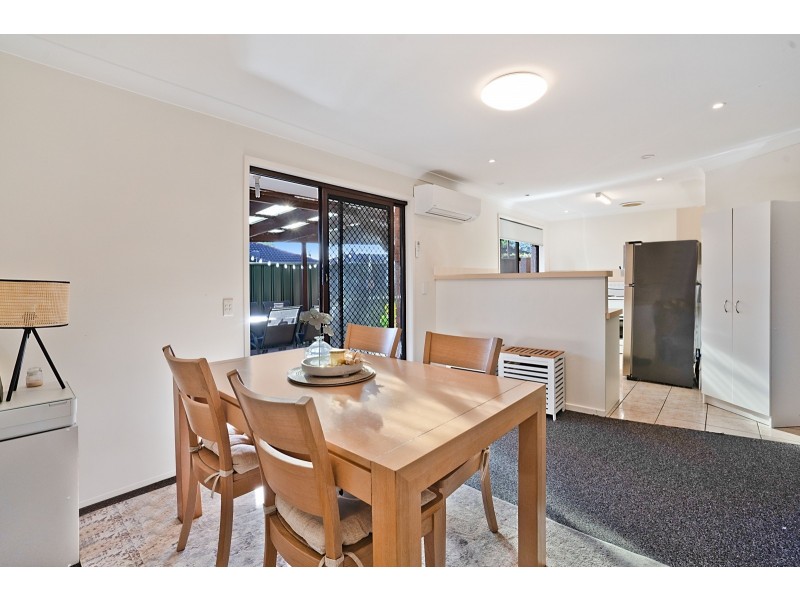 2/12 Donna Close, Lisarow NSW 2250
