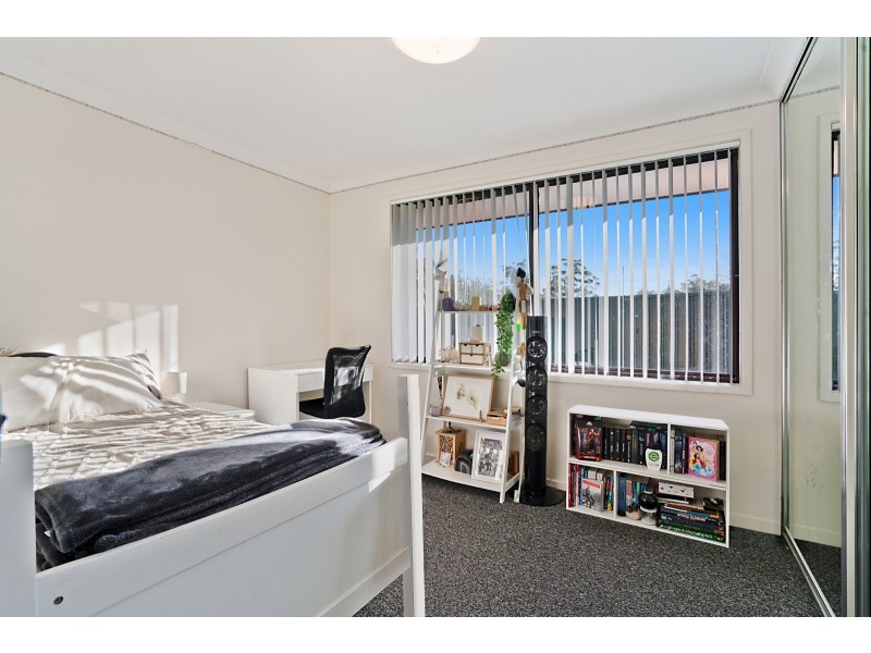 2/12 Donna Close, Lisarow NSW 2250