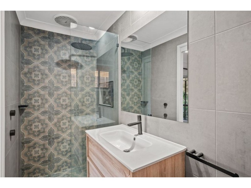 9 Silky Oak Crescent, Green Point NSW 2251