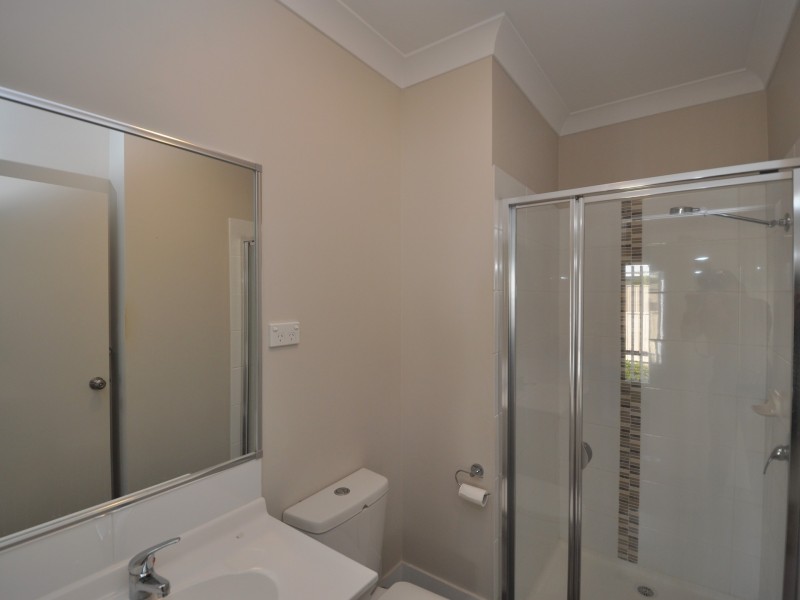 10/13-15 Jennie Cox Close, Erina NSW 2250
