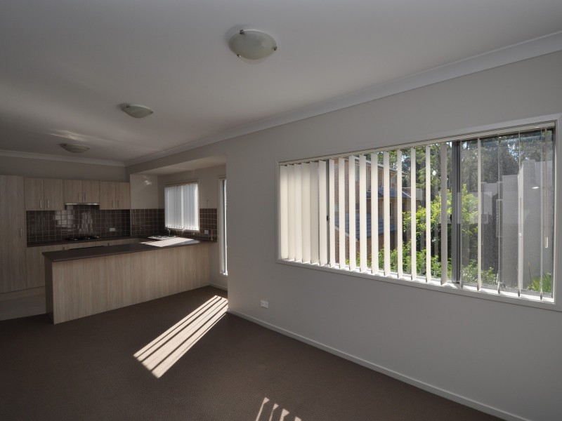 10/13-15 Jennie Cox Close, Erina NSW 2250