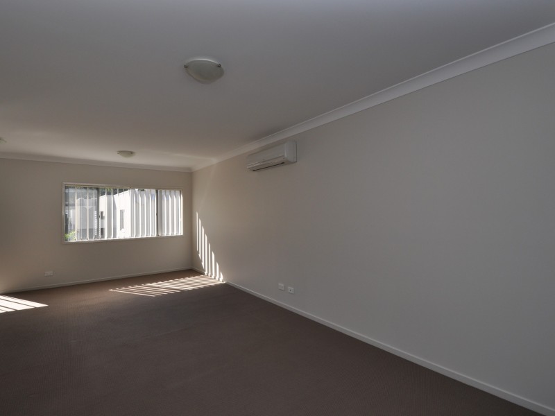 10/13-15 Jennie Cox Close, Erina NSW 2250