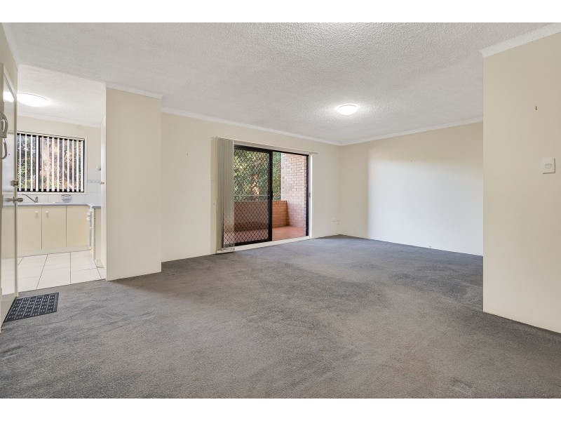 16/9-12 Broadview Avenue, Gosford NSW 2250