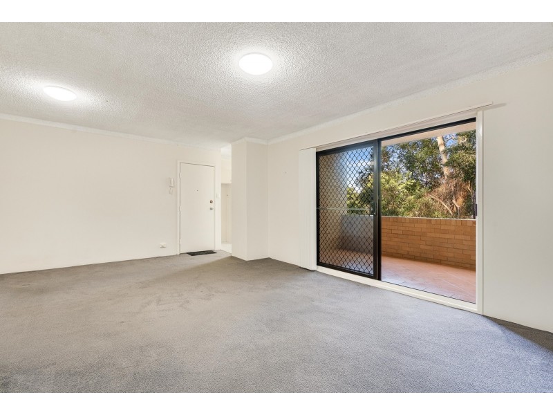 16/9-12 Broadview Avenue, Gosford NSW 2250