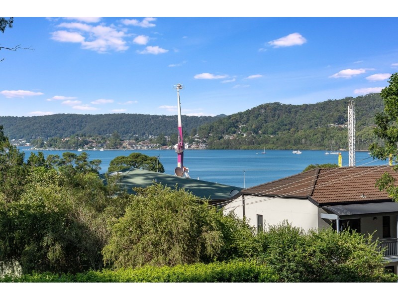 16/9-12 Broadview Avenue, Gosford NSW 2250