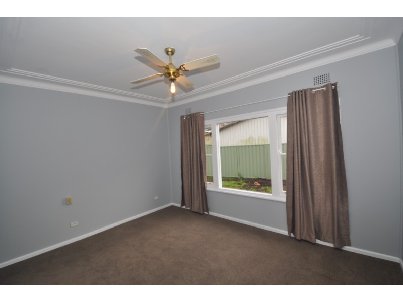 8a Yates Road, Ourimbah NSW 2258