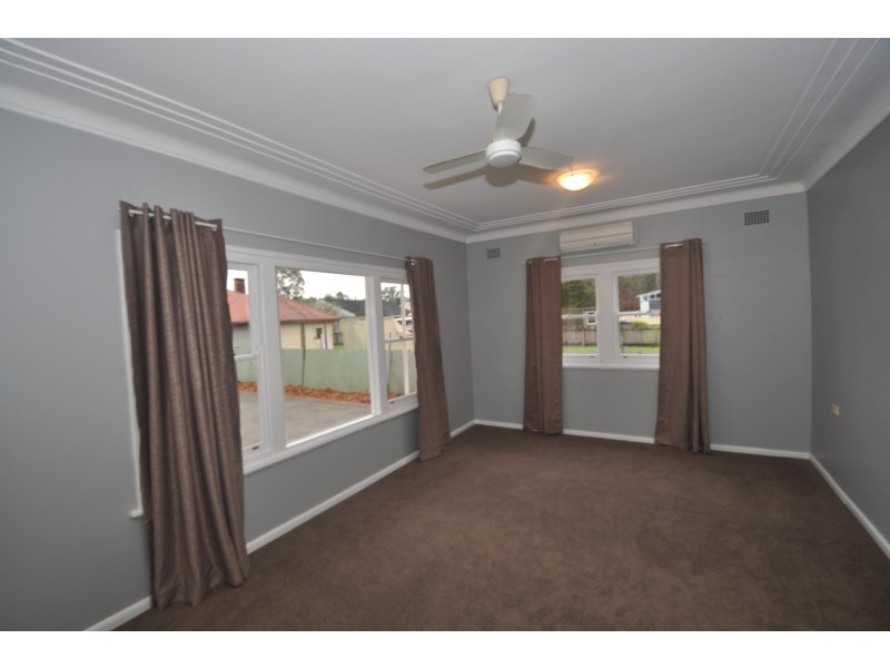 8a Yates Road, Ourimbah NSW 2258