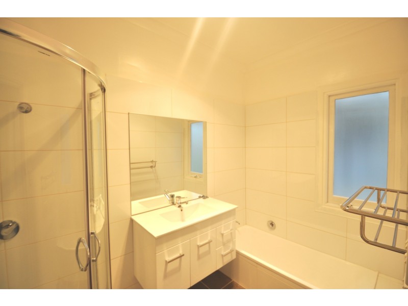 8a Yates Road, Ourimbah NSW 2258