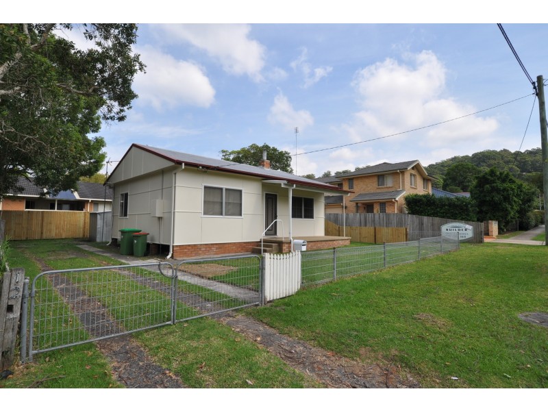 12 Waratah Street, East Gosford NSW 2250