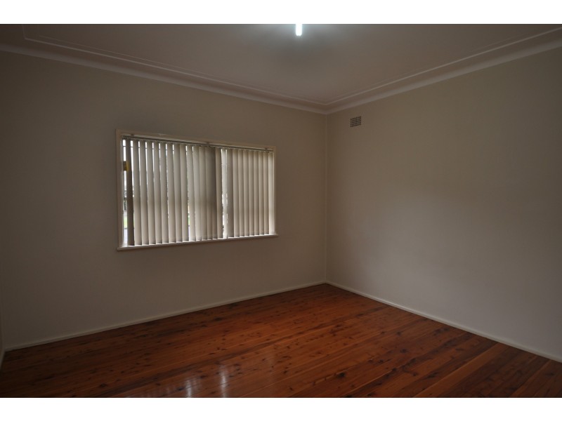 12 Waratah Street, East Gosford NSW 2250