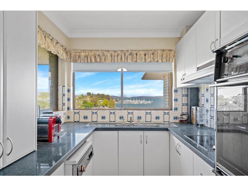 6/2 Broadview Avenue, Gosford NSW 2250