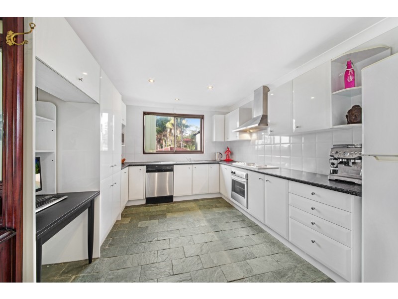 2 Rata Place, Kariong NSW 2250