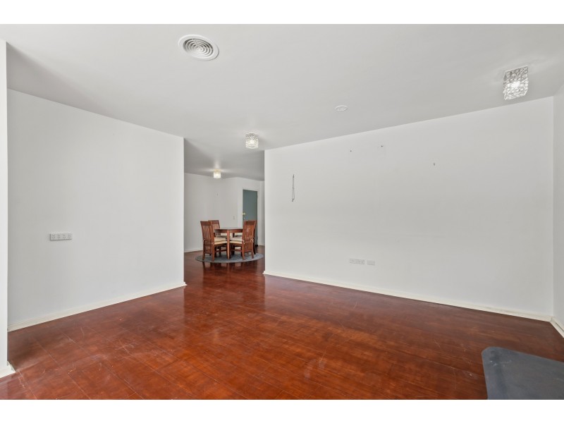 28 Beaumont Avenue, Wyoming NSW 2250