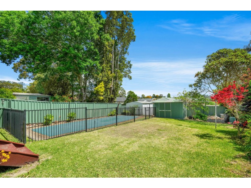 28 Beaumont Avenue, Wyoming NSW 2250