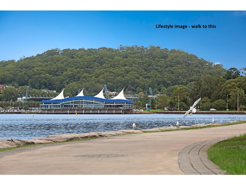 5/25-27 Masons Parade, Point Frederick NSW 2250