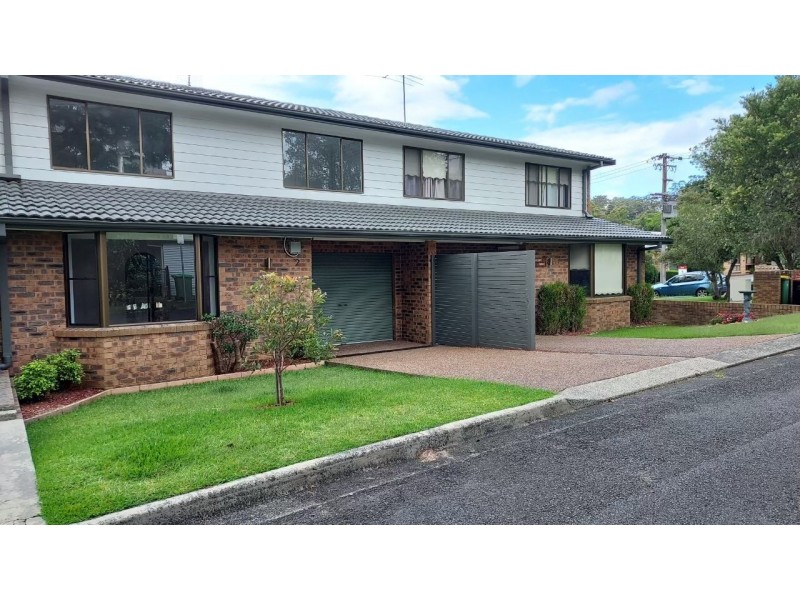 2/150 Albany Street, East Gosford NSW 2250
