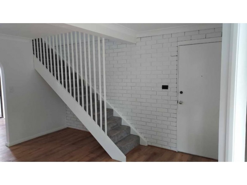 2/150 Albany Street, East Gosford NSW 2250