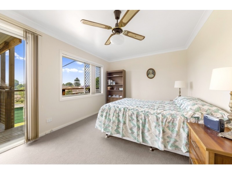 30 Headlam Parade, Springfield NSW 2250