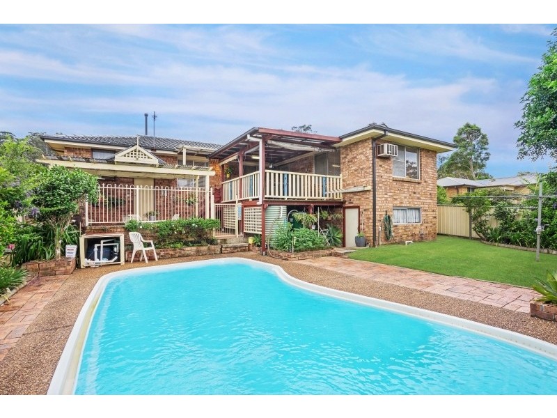 24 Walker Road, Wyoming NSW 2250