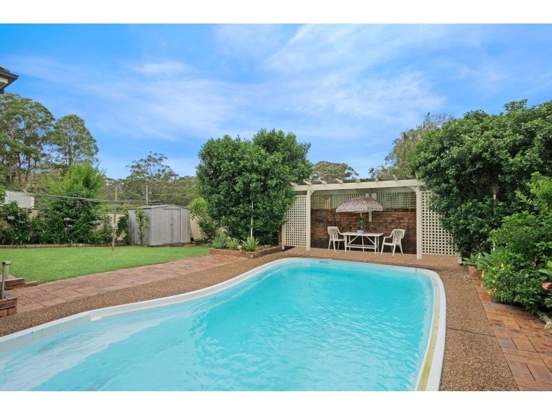 24 Walker Road, Wyoming NSW 2250