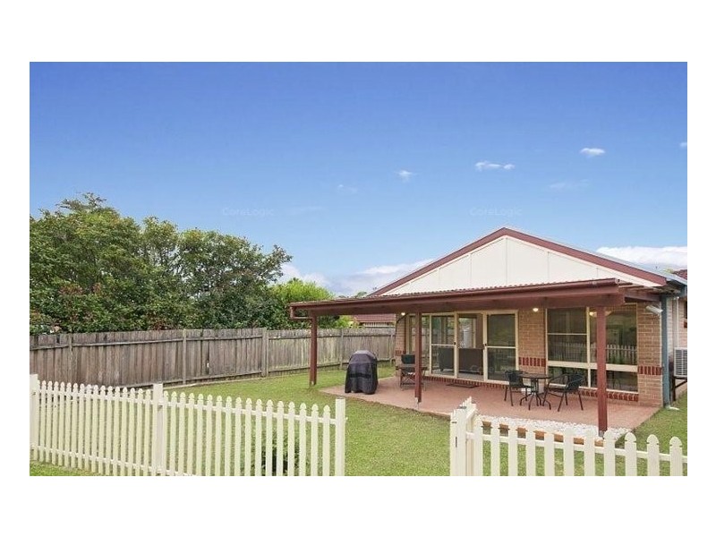 2/11 Beechwood Close, Ourimbah NSW 2258