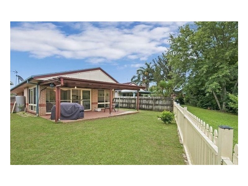 2/11 Beechwood Close, Ourimbah NSW 2258