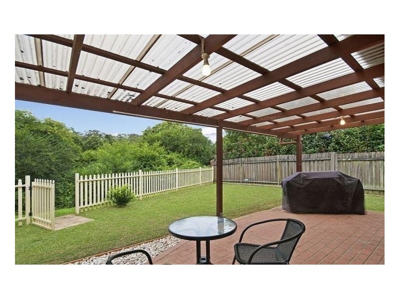 2/11 Beechwood Close, Ourimbah NSW 2258