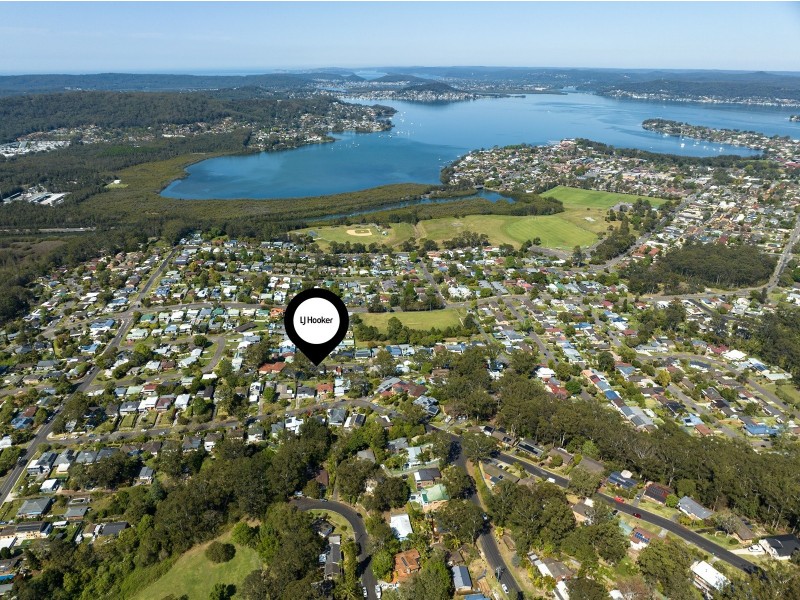 23 Headlam Parade, Springfield NSW 2250