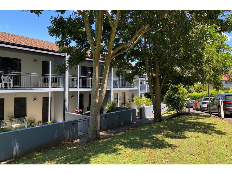 3/7 Broadview Avenue, Gosford NSW 2250