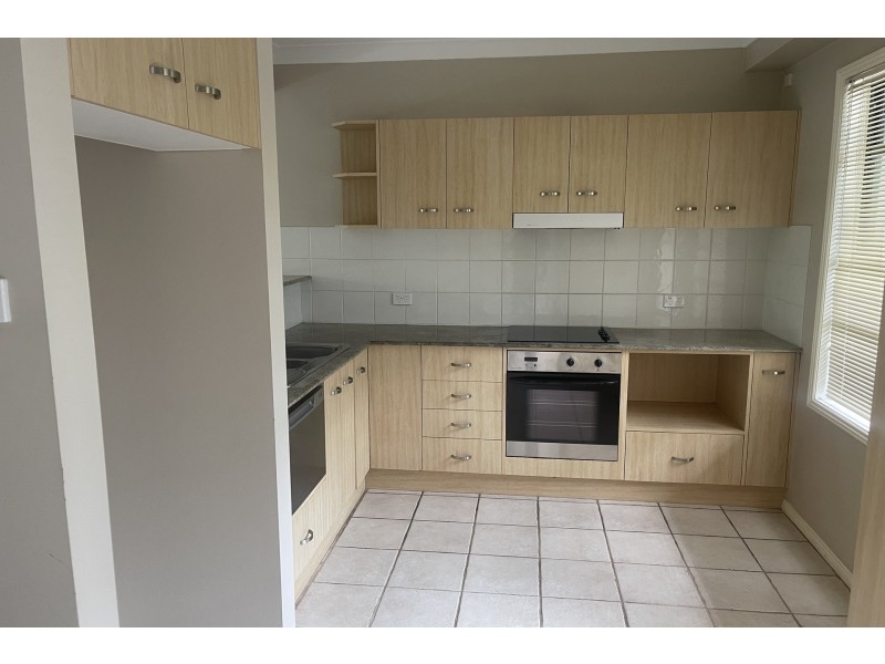 3/7 Broadview Avenue, Gosford NSW 2250