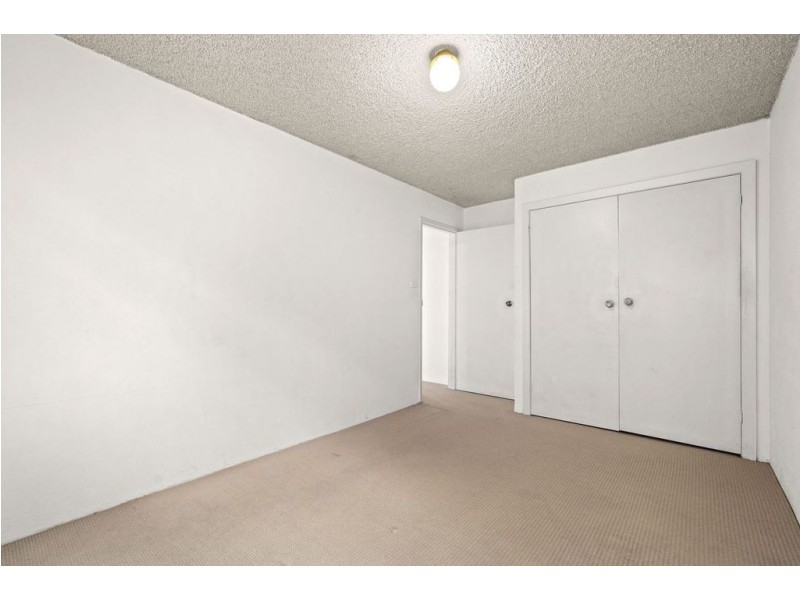 2/144 Faunce Street, Gosford NSW 2250