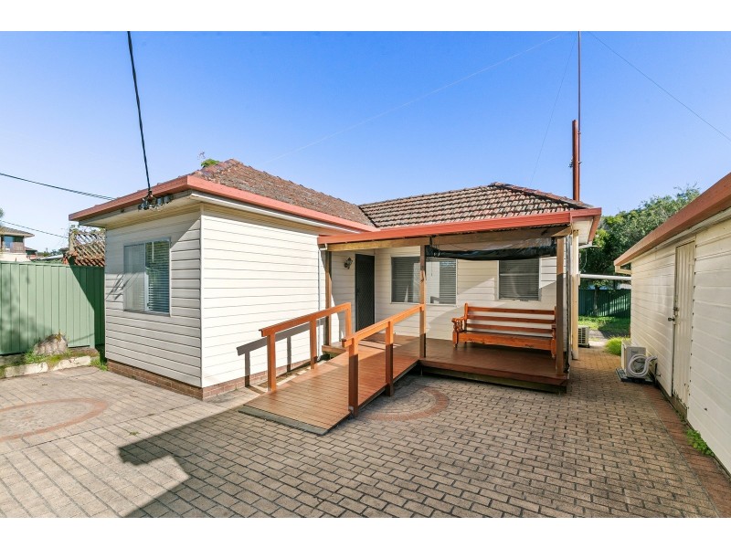 93 Oakland Avenue, The Entrance NSW 2261
