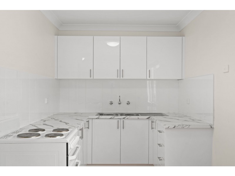 2/140 Faunce Street, Gosford NSW 2250