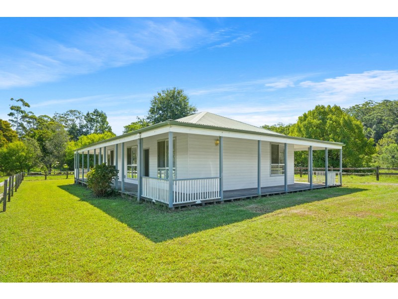 203 Macdonalds Road, Lisarow NSW 2250