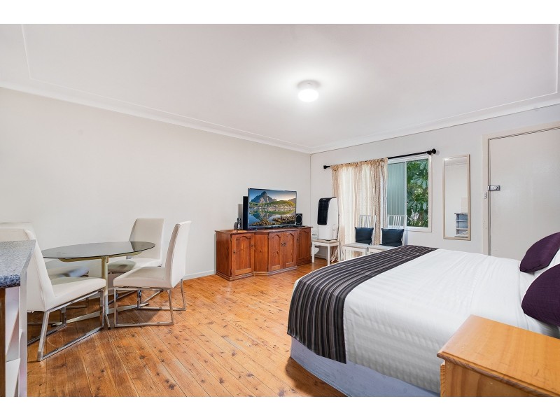 5/86 Faunce Street West, Gosford NSW 2250