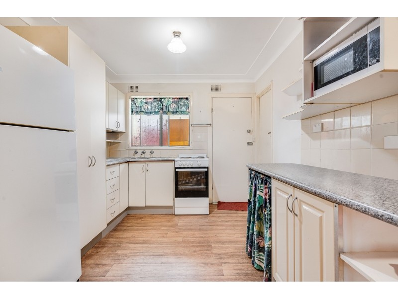 5/86 Faunce Street West, Gosford NSW 2250