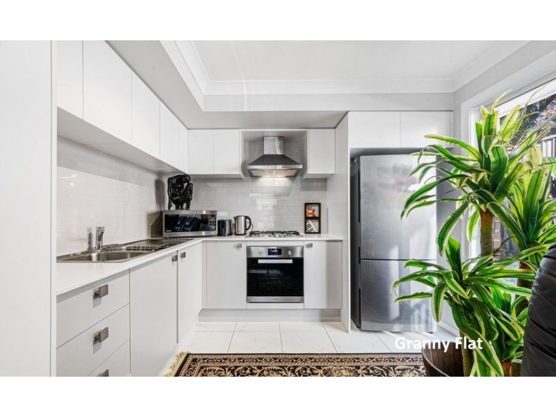 2a/72 Newling Street, Lisarow NSW 2250