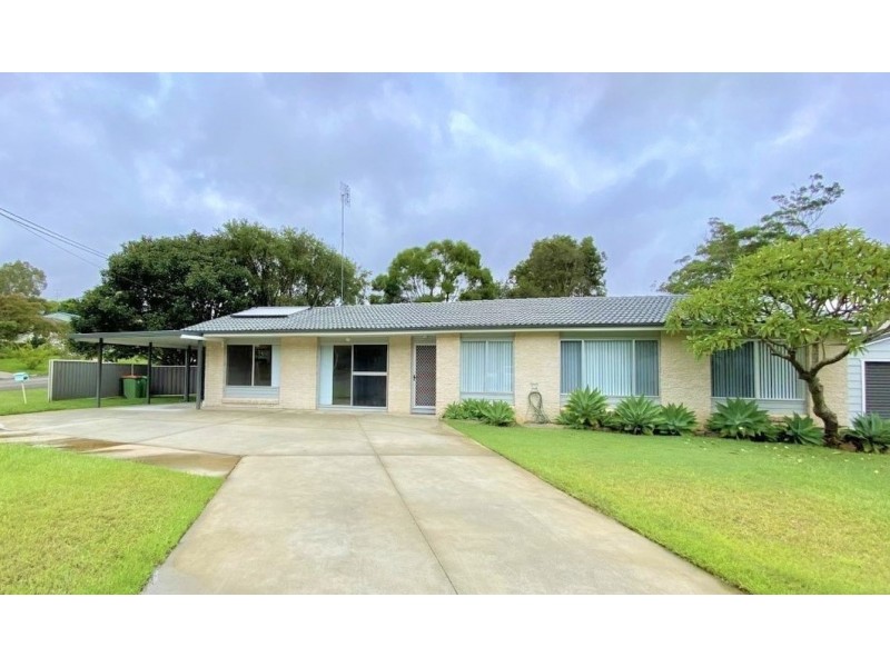 12 Tangerine Avenue, Springfield NSW 2250