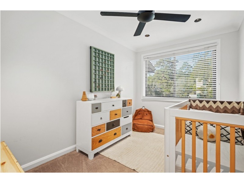 33 Elizabeth Street, Wyoming NSW 2250