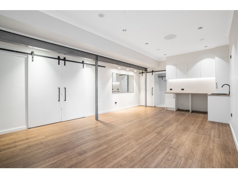 33 Elizabeth Street, Wyoming NSW 2250