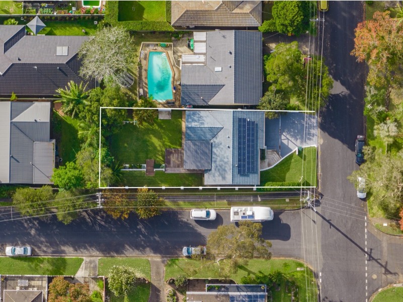 33 Elizabeth Street, Wyoming NSW 2250