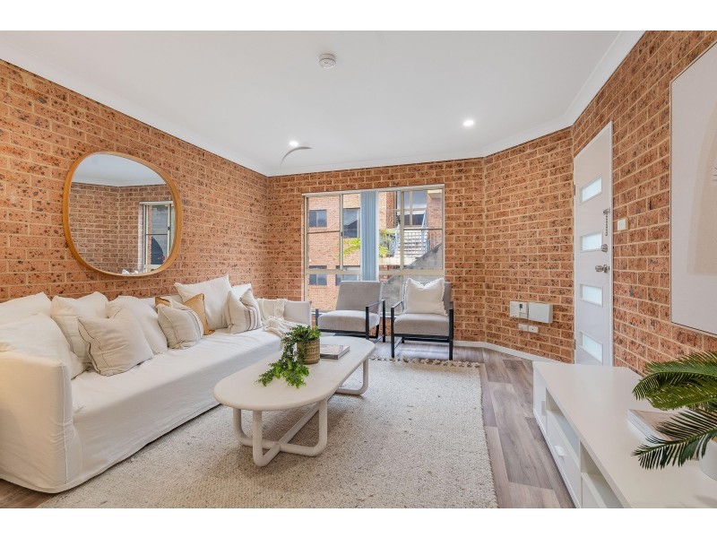 3/56 Showground Road, Gosford NSW 2250