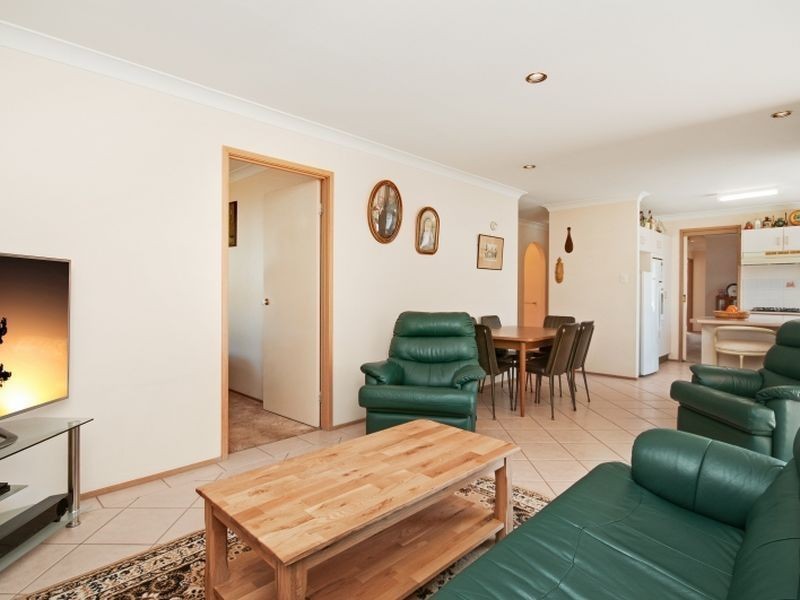 47 Reeves Street, Narara NSW 2250