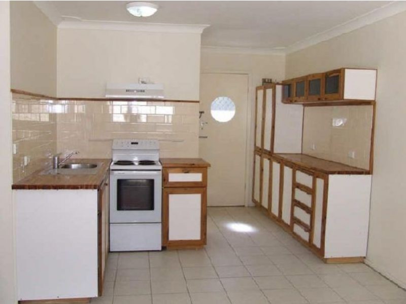 2/72 Faunce Street, Gosford NSW 2250