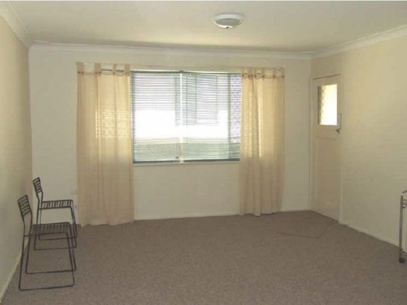 2/72 Faunce Street, Gosford NSW 2250