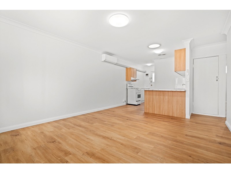 1/78 Faunce Street, Gosford NSW 2250