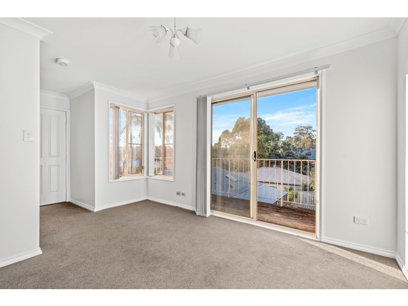 2/165 Gertrude Street, Gosford NSW 2250