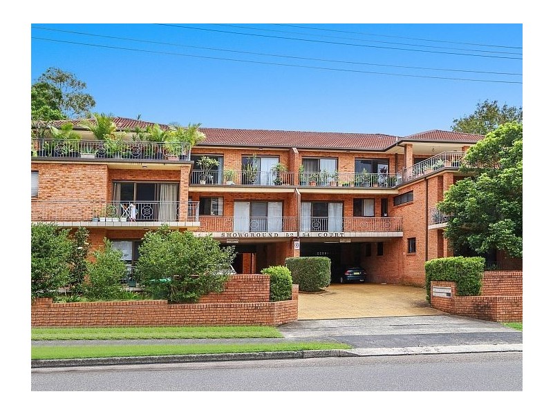 3/52 Showground Road, Gosford NSW 2250
