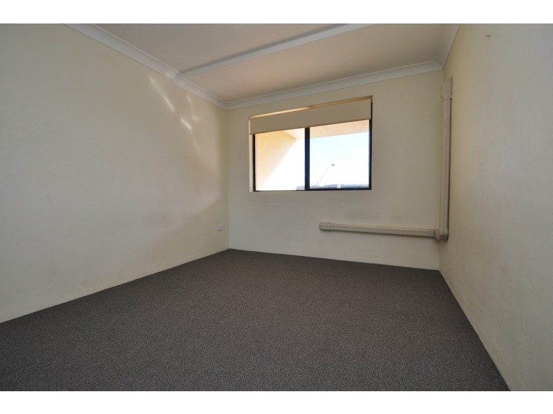 8/107-115 Henry Parry Drive, Gosford NSW 2250